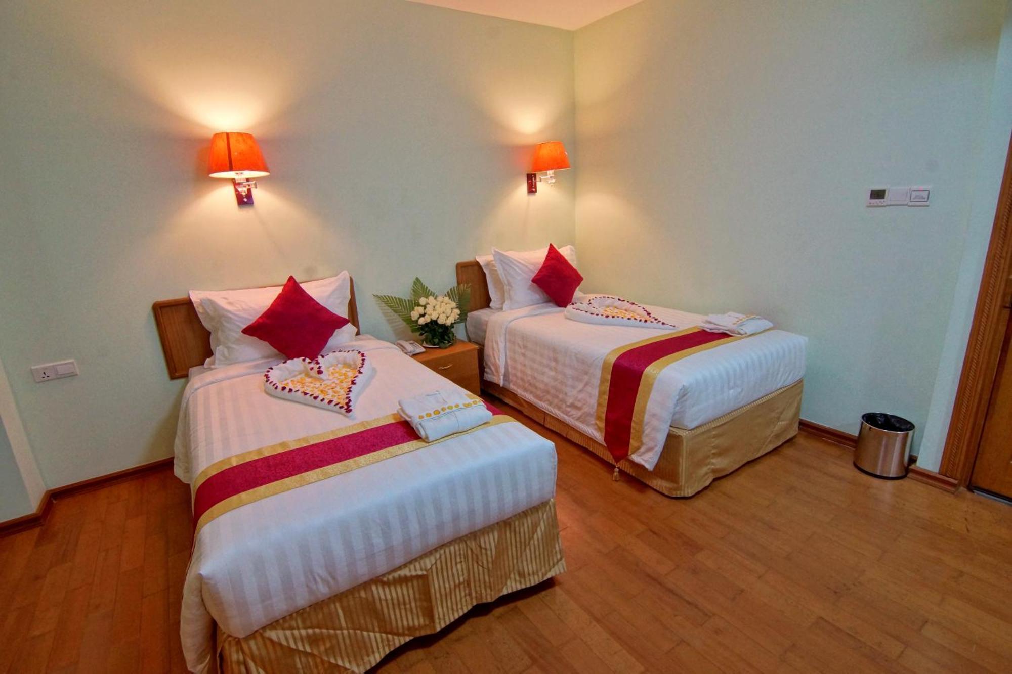 Hotel A1 Mandalay Exterior foto