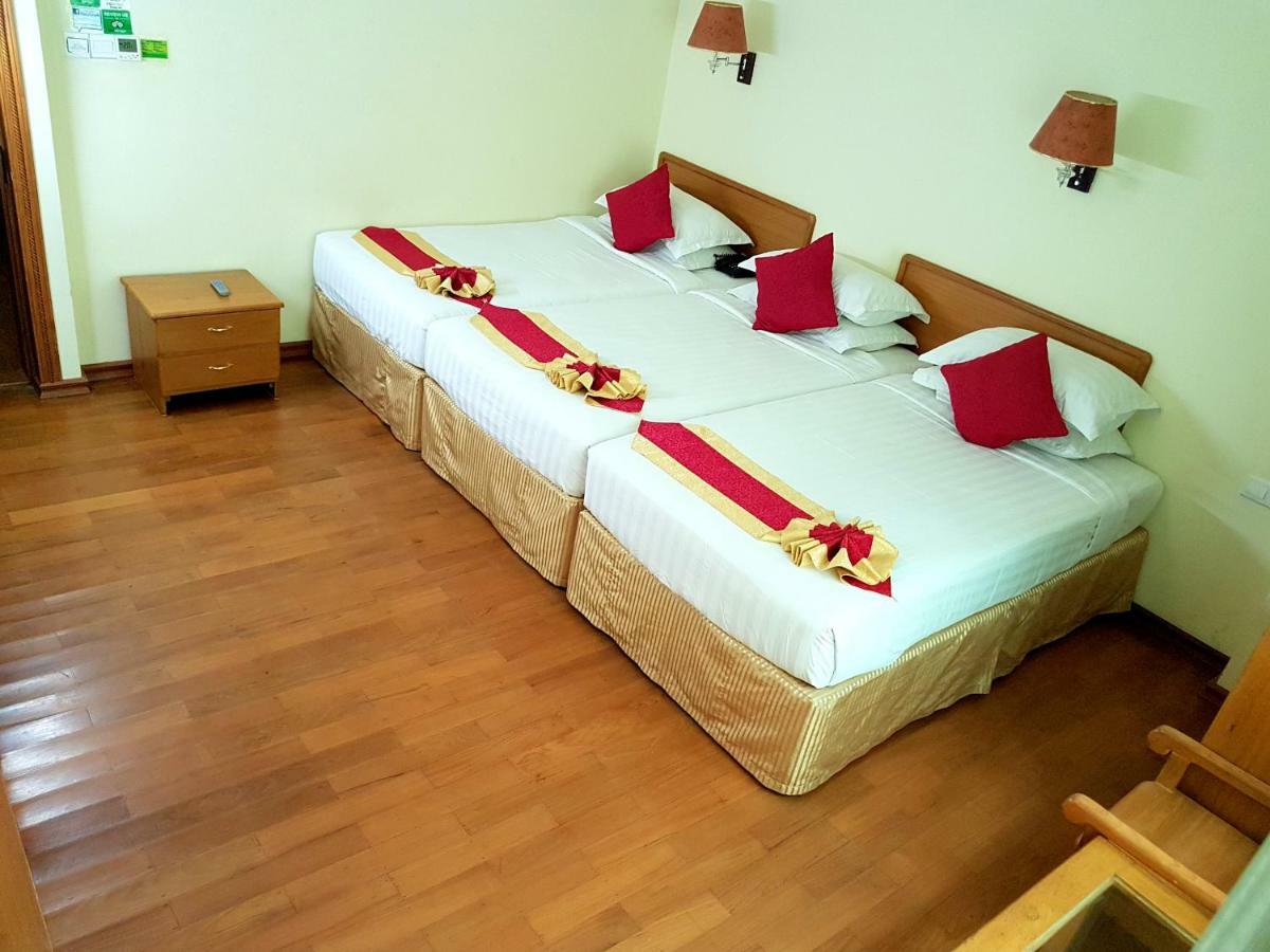 Hotel A1 Mandalay Exterior foto